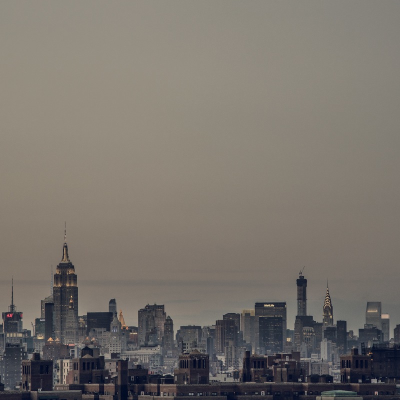 Plegx5psoiijomne2izq nyc skyline empire 1